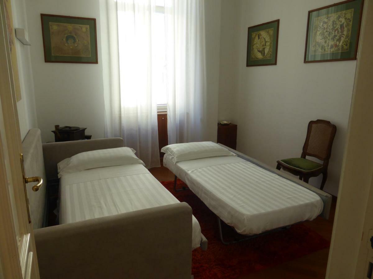 Home46 Nápoly Kültér fotó